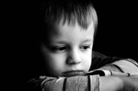 子供のチック症の原因　ストレス